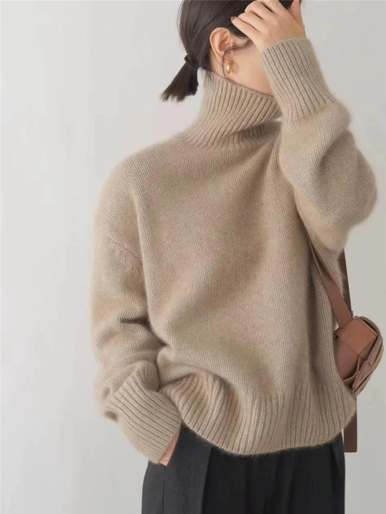 CHANEL | TURTLENECK SWEATER