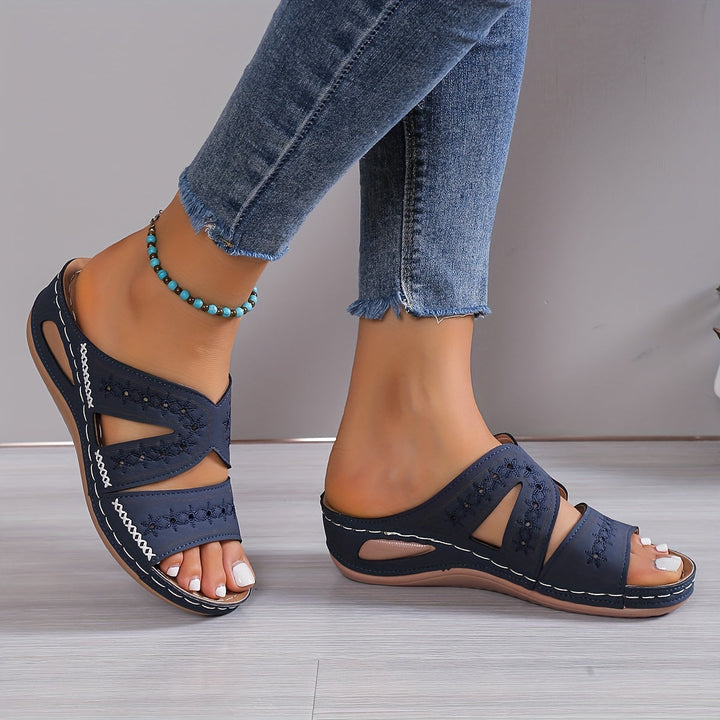 SANDERO | Orthopedic sandals